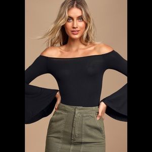 Lulus Wide Long Sleeve Off the Shoulder Shirt- S